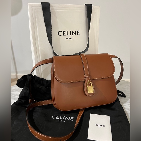 CELINE Medium Tabou Smooth Calfskin Tan Crossbody Shoulder Bag LIKE NEW - Picture 1 of 9